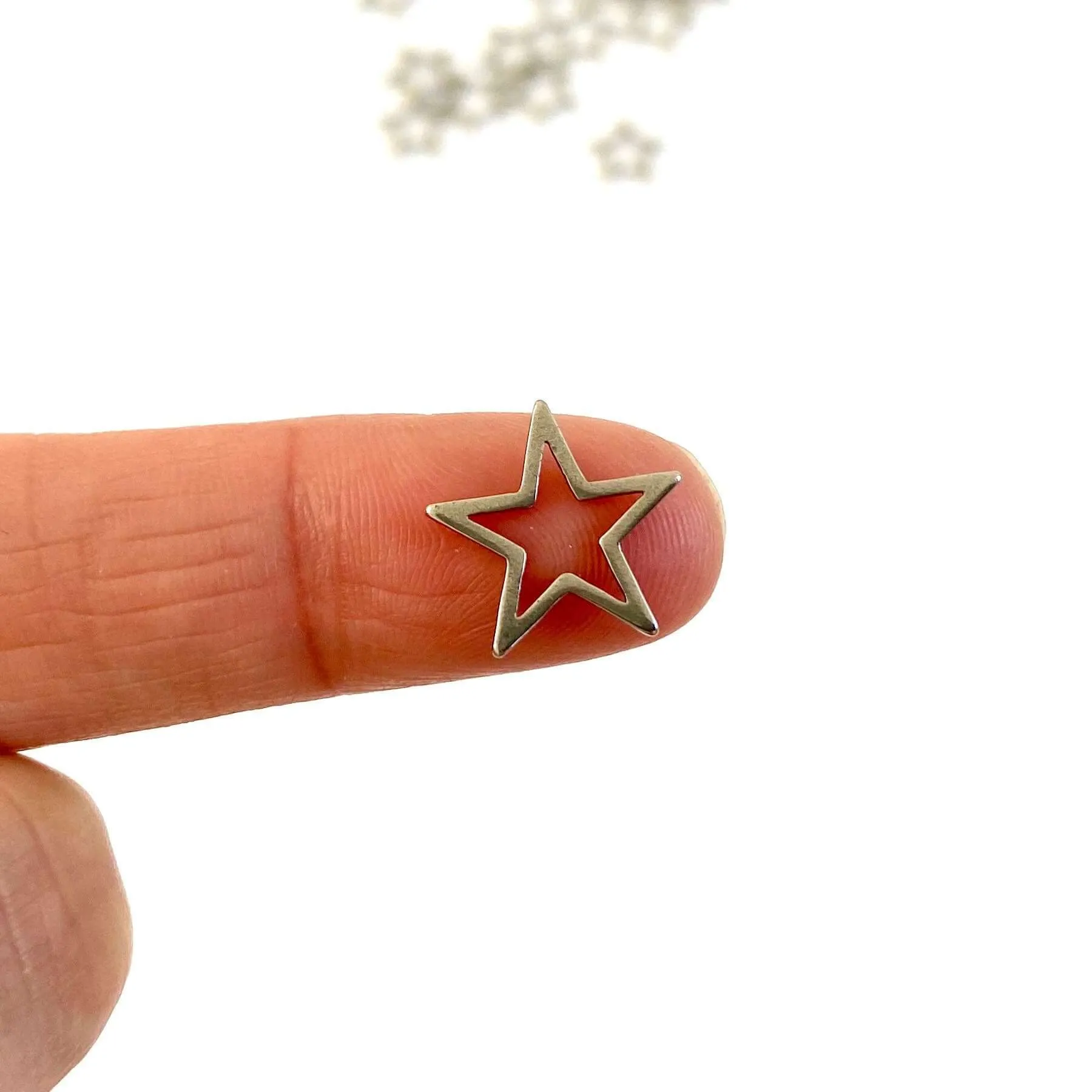13mm Stainless steel Tiny star silver charm pentacle