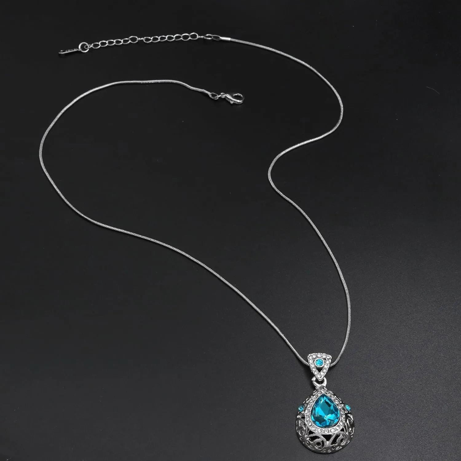 AILUOR Fashion Waterdrop Crystal Jewelry Set, Retro Vintage Celtic Knot Waterdrop Green Gemstone Water Drop Pendant Necklace Stud Earrings Jewelry Set for Women Mother Bridal Wedding
