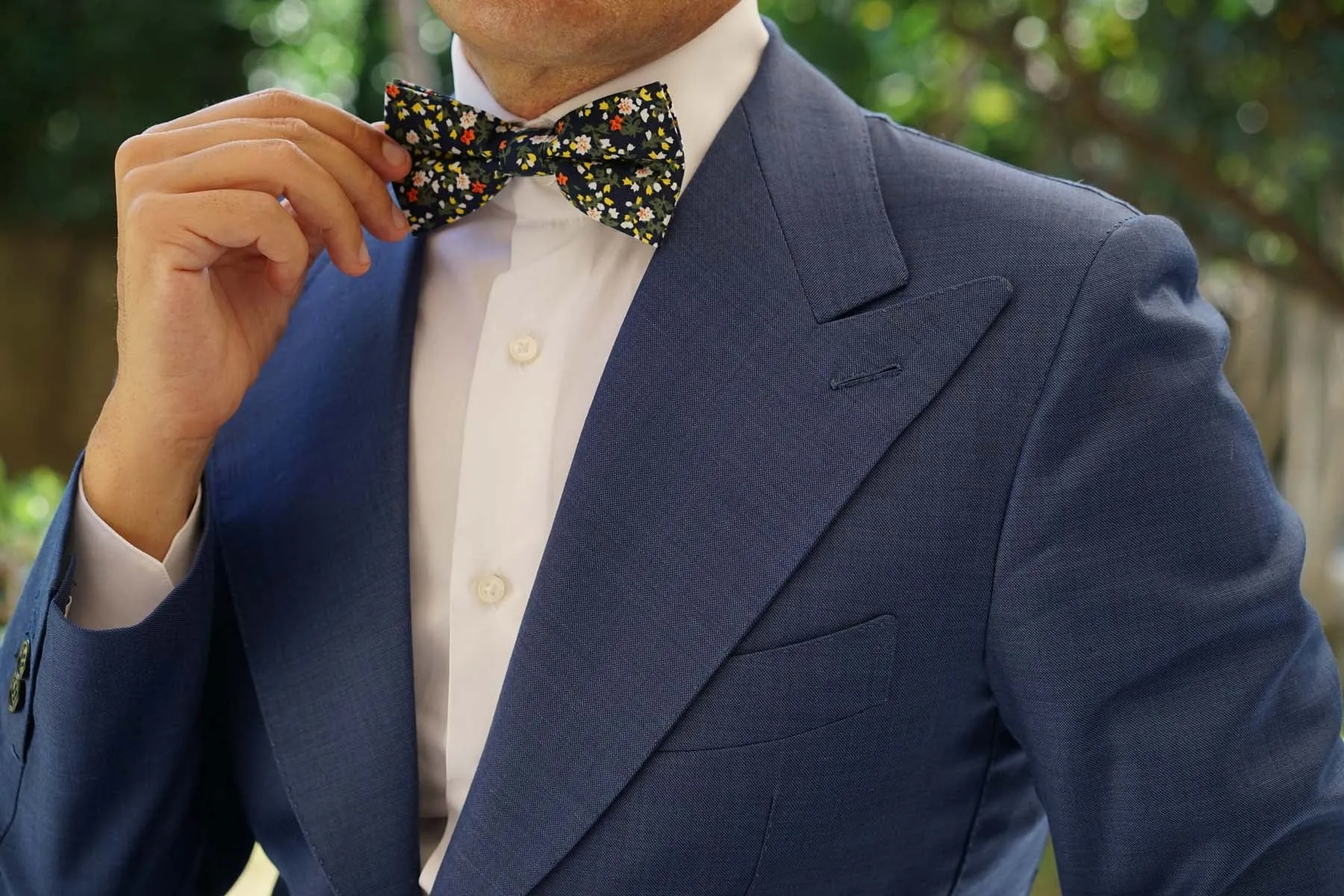 Anemone Floral Bow Tie