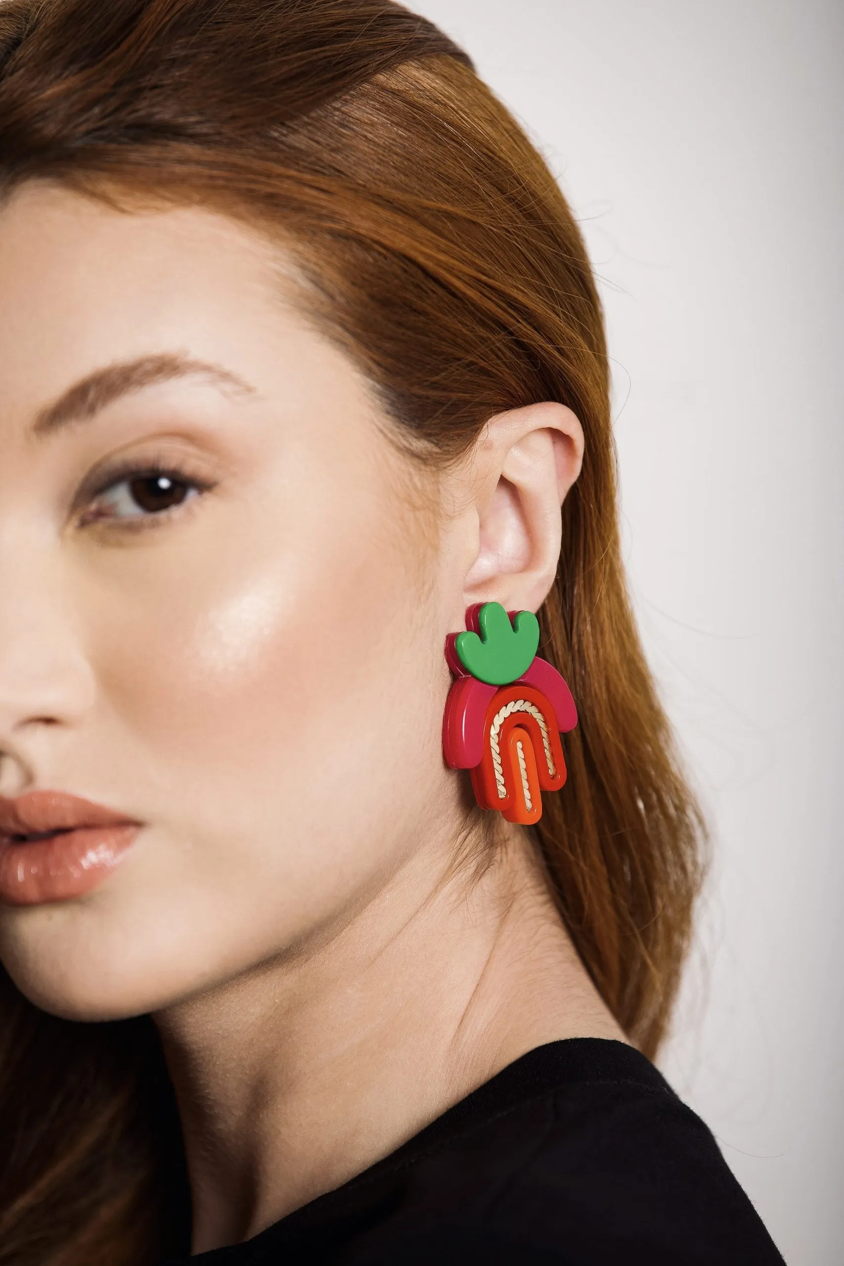 Colorblock Acrylic Earring in olive/cinnamon by Gissa Bicalho