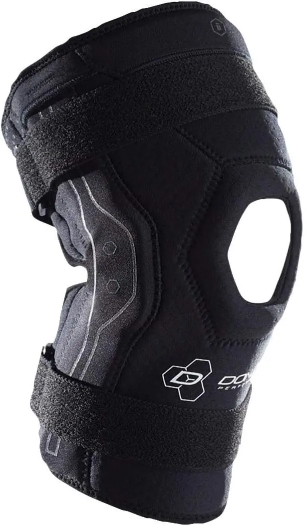 DonJoy Performance Bionic Knee Brace  Hinged, Adjustable Patella Support, Lateral / Medial Ligament (ACL, MCL, LCL), Meniscus, Knee Sprains for Soccer, Basketball, Skiing, Hockey, Running, Water Sports